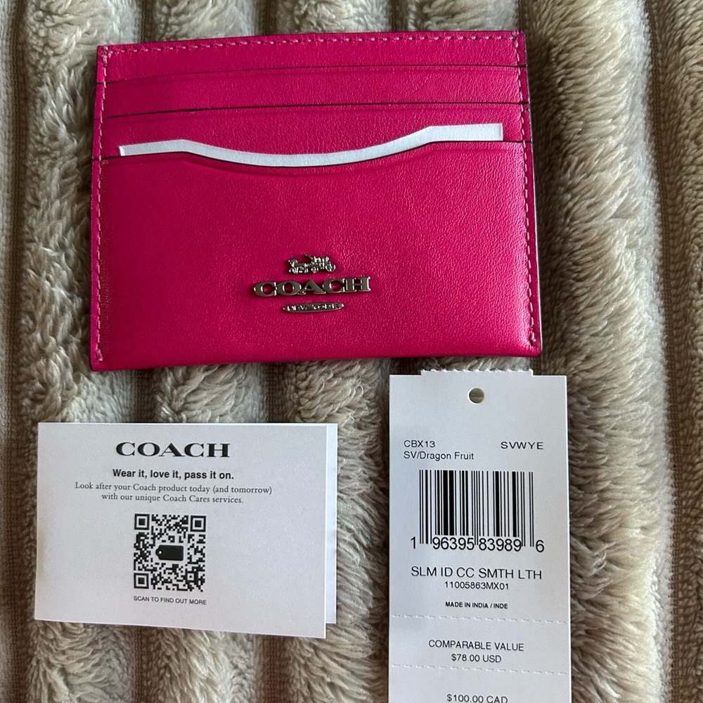 Coach Slim ID Card Case in Dragonfruit NWT - Picture 3 of 7